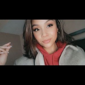 Meet your Posher, Aracely